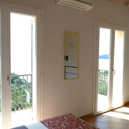 Olivia By Portofinovacanze Apartment Zoagli